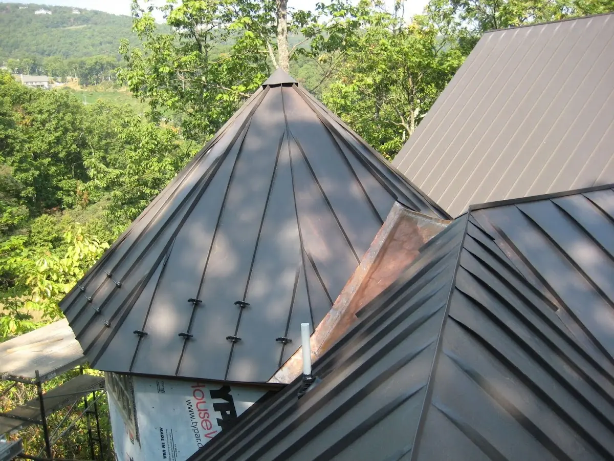 Professional Roof Tarp Installation by Craftsman Roofing in Dol Ray